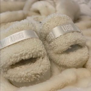 Ugg Fluffita Slippers